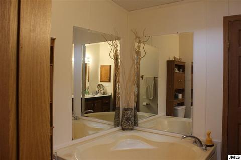 2577 Wendover, Parma, MI 49269 photo 8