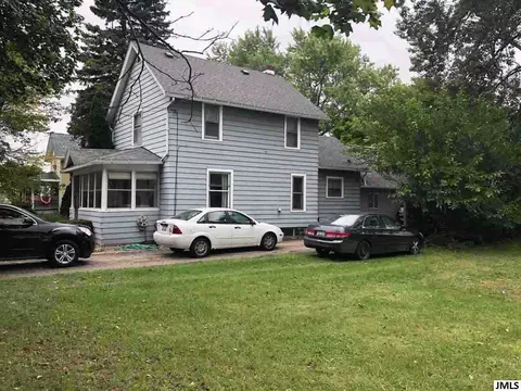 210 E Porter, Jackson, MI 49202 photo 2