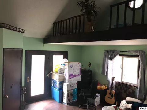 210 E Porter, Jackson, MI 49202 photo 9