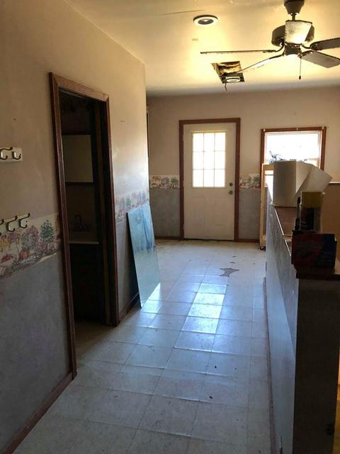 5160 E Coldwater Rd, Flint, MI 48506 photo 3
