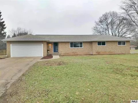 851 Albright Dr, Jackson, MI 49203 photo 1
