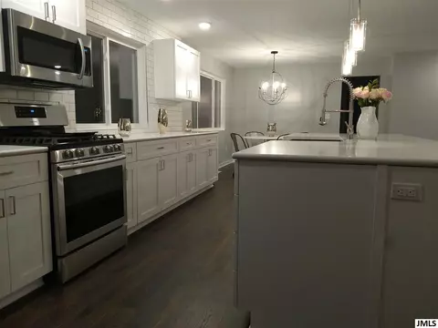 851 Albright Dr, Jackson, MI 49203 photo 8