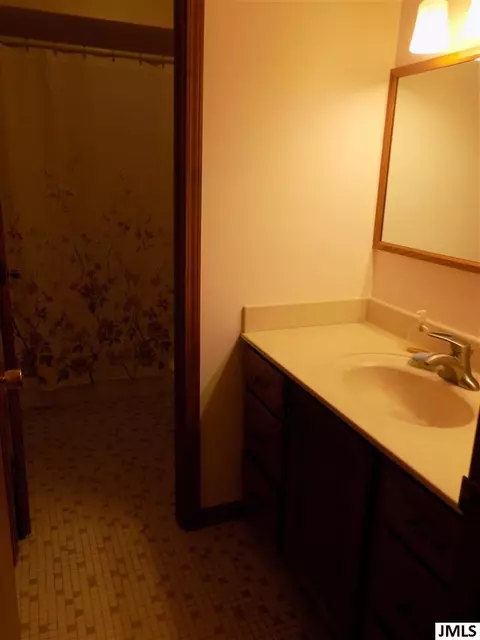 849 Ellery Ave, Jackson, MI 49202 photo 8