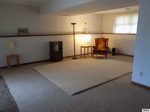 849 Ellery Ave, Jackson, MI 49202 photo 15