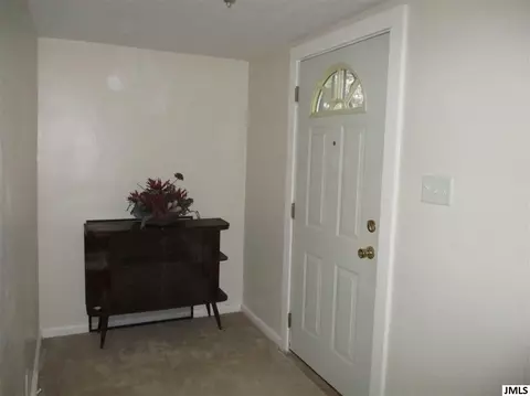 1125 Scott St, Jackson, MI 49202 photo 5