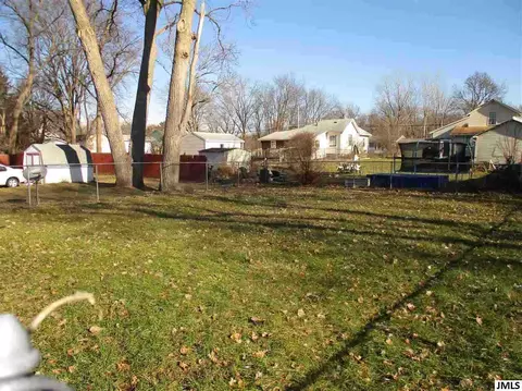 1125 Scott St, Jackson, MI 49202 photo 3