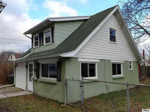 227 N Dwight St, Jackson, MI 49202 photo 4