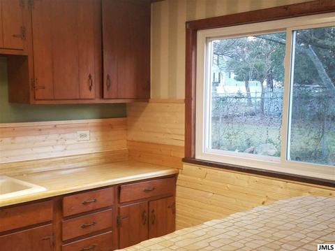 227 N Dwight St, Jackson, MI 49202 photo 6