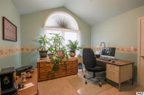 2107 E Coachlight Dr, Jackson, MI 49201 photo 20