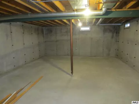 9900 Page Ave, Jackson, MI 49201 photo 32