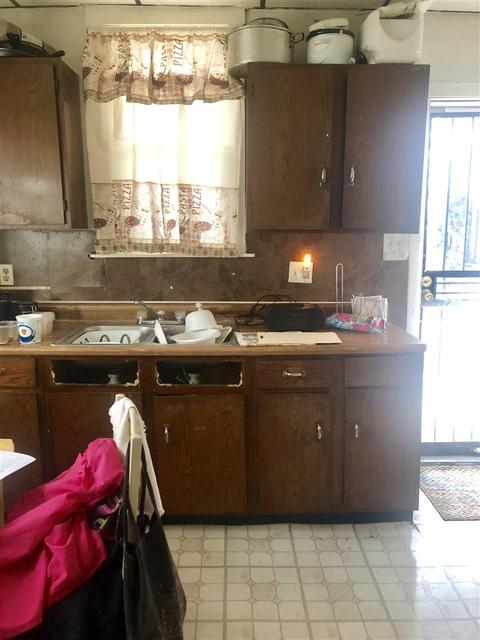 910 E Stewart Ave, Flint, MI 48505 photo 3