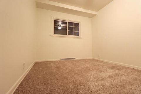 321 E Lexington St, Davison, MI 48423 photo 7