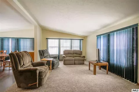 4590 Sargent Rd, Jackson, MI 49201 photo 3