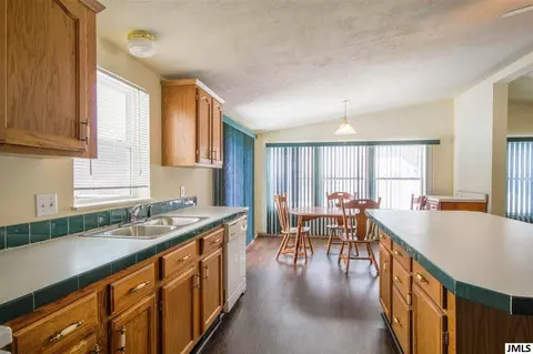 4590 Sargent Rd, Jackson, MI 49201 photo 7