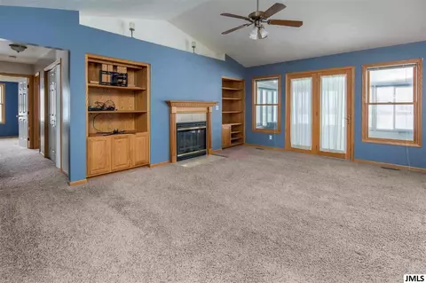 5056 Marble St, Jackson, MI 49201 photo 5