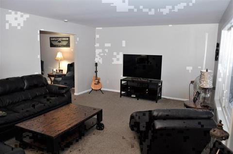 8455 Wesley Dr, Flushing, MI 48433 photo 4