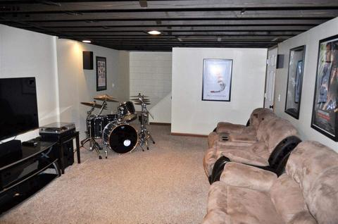 8455 Wesley Dr, Flushing, MI 48433 photo 13