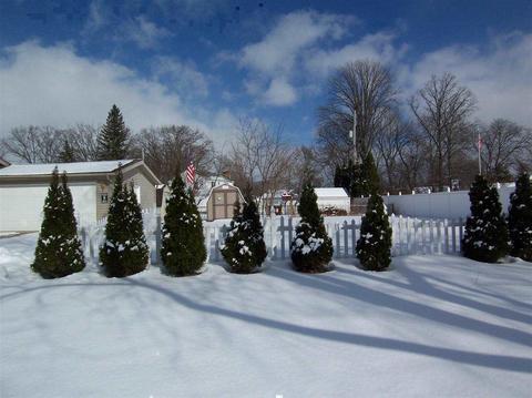 1012 Kay St, Davison, MI 48423 photo 2