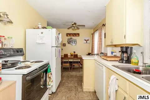 1121 Fourth St, Jackson, MI 49203 photo 4