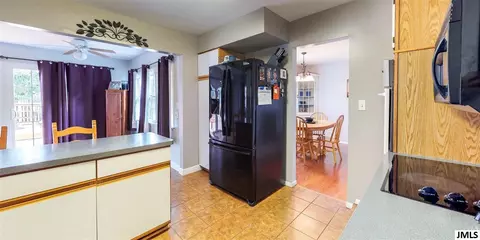 2131 Arbor Hills Rd, Jackson, MI 49201 photo 11