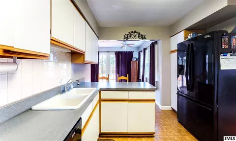 2131 Arbor Hills Rd, Jackson, MI 49201 photo 15