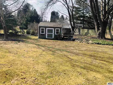 3824 Guest Rd, Jackson, MI 49203 photo 3