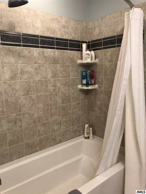 3824 Guest Rd, Jackson, MI 49203 photo 21