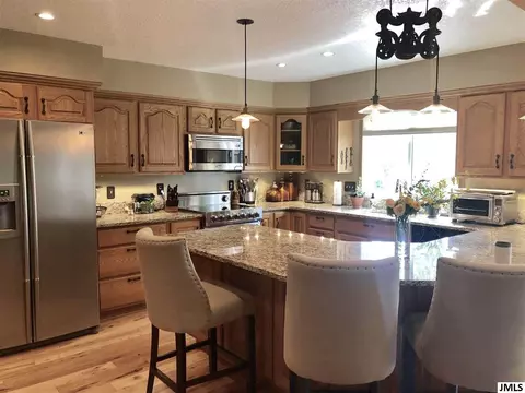 3824 Guest Rd, Jackson, MI 49203 photo 7