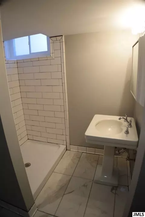 315 S Wisner St, Jackson, MI 49203 photo 18