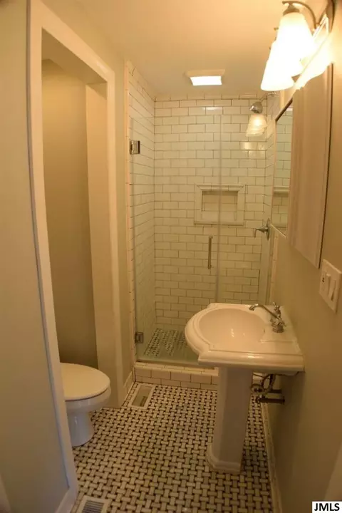 315 S Wisner St, Jackson, MI 49203 photo 8