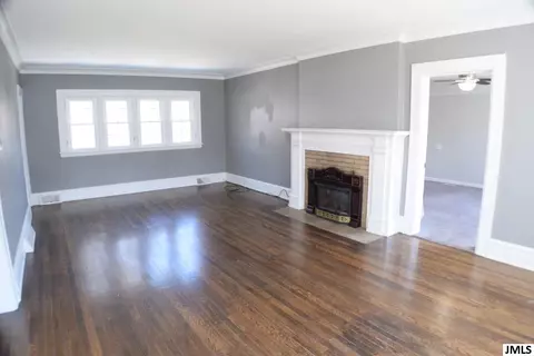 315 S Wisner St, Jackson, MI 49203 photo 3