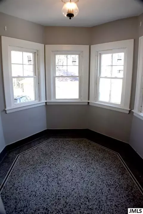 315 S Wisner St, Jackson, MI 49203 photo 9
