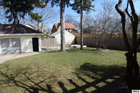 315 S Wisner St, Jackson, MI 49203 photo 22