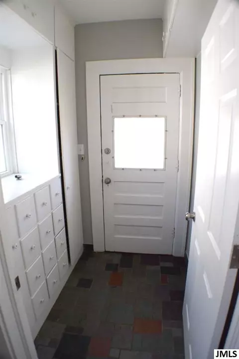 315 S Wisner St, Jackson, MI 49203 photo 10