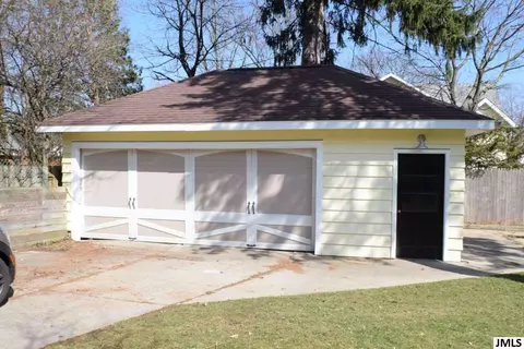 315 S Wisner St, Jackson, MI 49203 photo 23