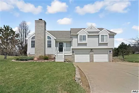 716 Pemberton Ln, Jackson, MI 49203 photo 1