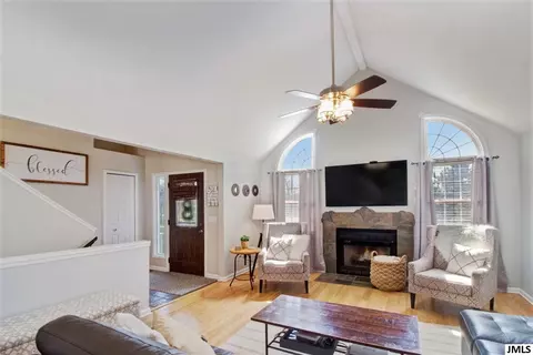 716 Pemberton Ln, Jackson, MI 49203 photo 6