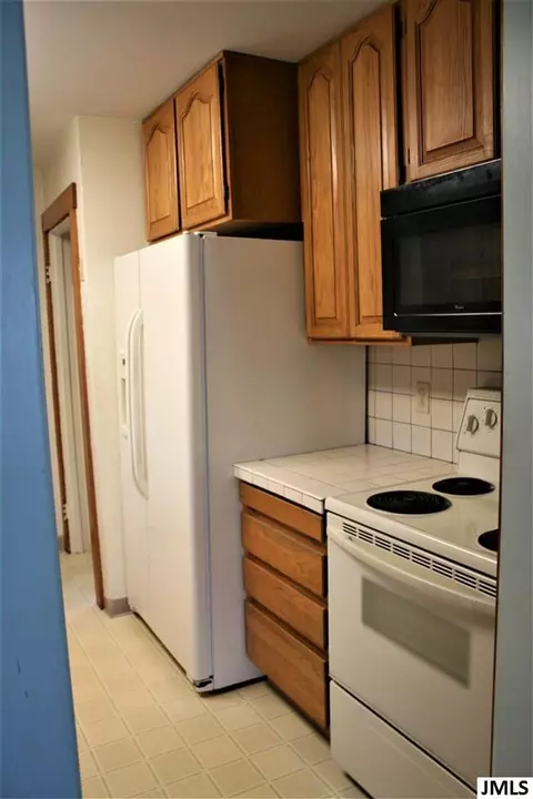 503 Madison St, Jackson, MI 49202 photo 5