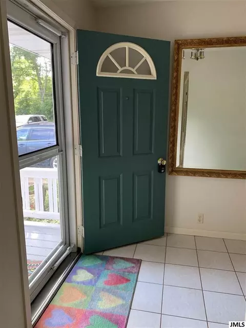 6484 S Jackson Rd, Jackson, MI 49201 photo 33