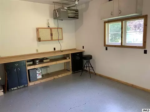 6484 S Jackson Rd, Jackson, MI 49201 photo 30