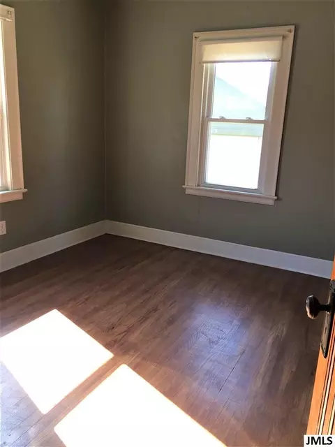 243 Damon, Jackson, MI 49203 photo 8