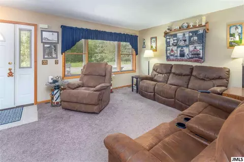 5060 Rocktree Rd, Jackson, MI 49201 photo 5
