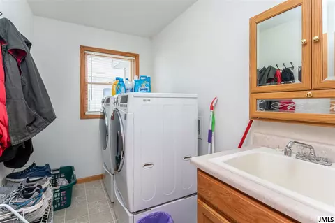 5060 Rocktree Rd, Jackson, MI 49201 photo 18