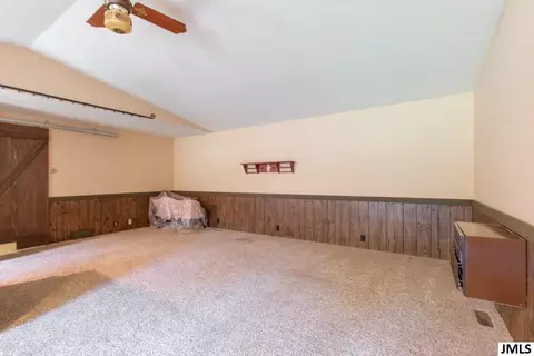 6621 S Jackson Rd, Jackson, MI 49201 photo 3