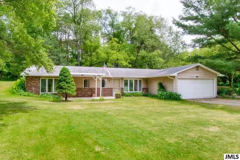6621 S Jackson Rd, Jackson, MI 49201 photo 2