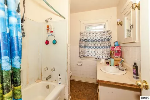 700 Second St, Jackson, MI 49203 photo 16