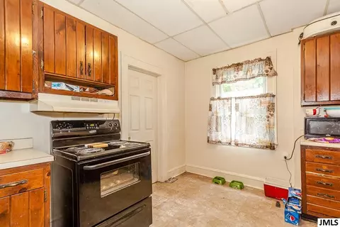 700 Second St, Jackson, MI 49203 photo 13