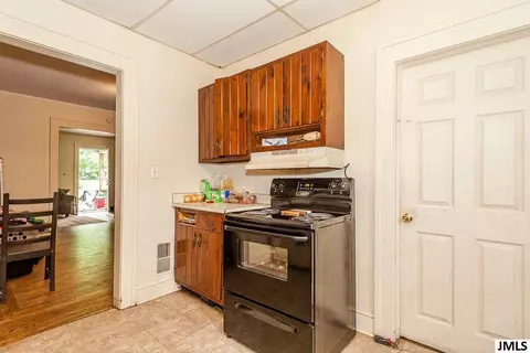 700 Second St, Jackson, MI 49203 photo 24