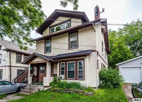 423 Steward Ave, Jackson, MI 49201 photo 2