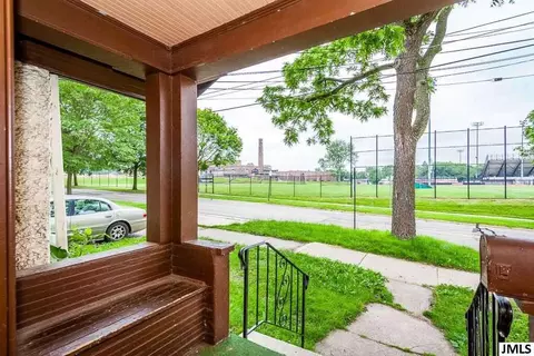 423 Steward Ave, Jackson, MI 49201 photo 12